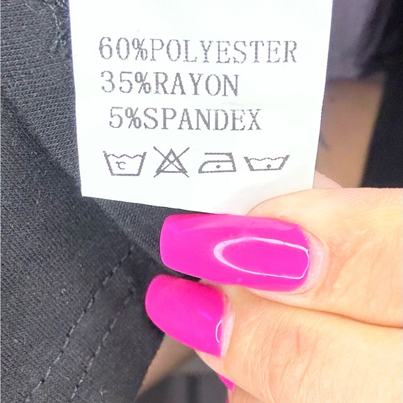 Tops/T-Shirts/Tanks👚 - 2 for $15 or 3 for $20 (Mix & Match) - Picture 6 of 7